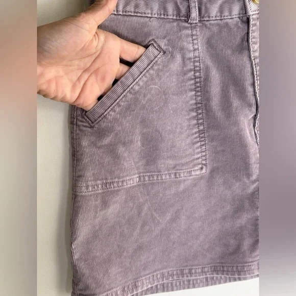American Eagle corduroy skirt • Women’s size 2 - Picture 2 of 7